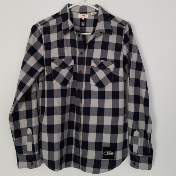 Levi's Tops - LEVIS NFL SEAHAWKS flannel shirt